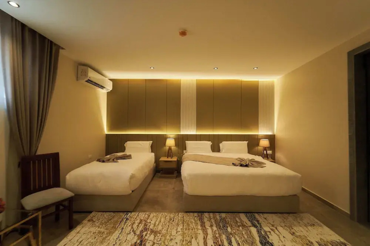 Pyramids Secret Hotel