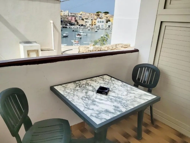 2 Bedrooms Cottage