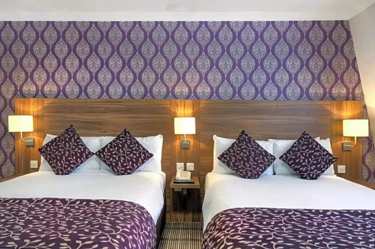Classic Quadruple room