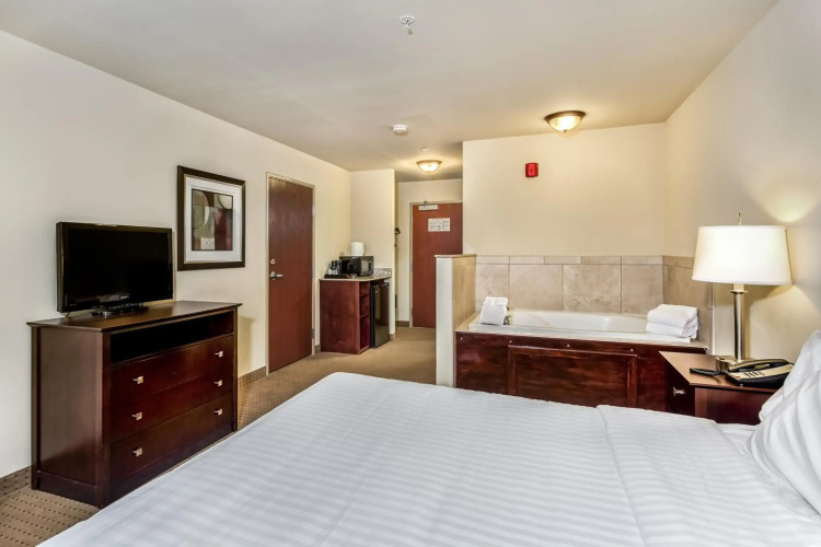 Cobblestone Inn & Suites - Vinton