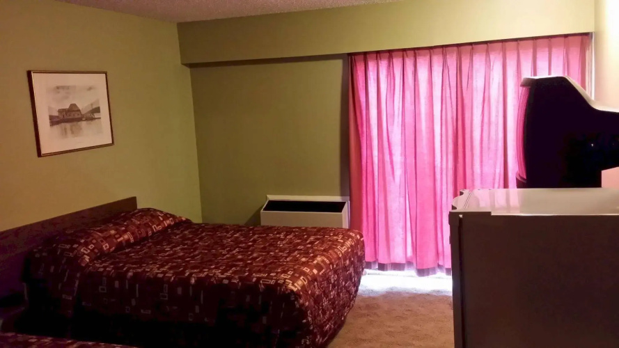 Northwoods Inn