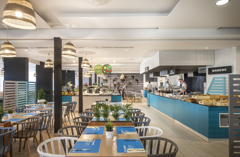 Club Dubrovnik Sunny Hotel by Valamar photo 9
