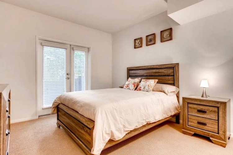 2 Bedroom Triplex Steps from Balboa Park