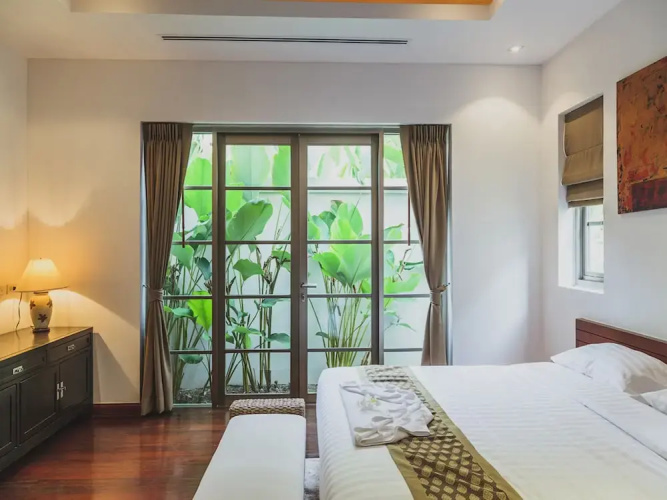 Bangtao Private Villas