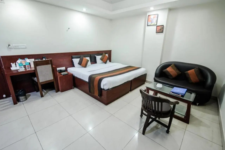 Hotel AVN Grand