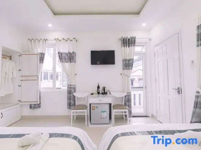 Standard Quadruple room with balcony