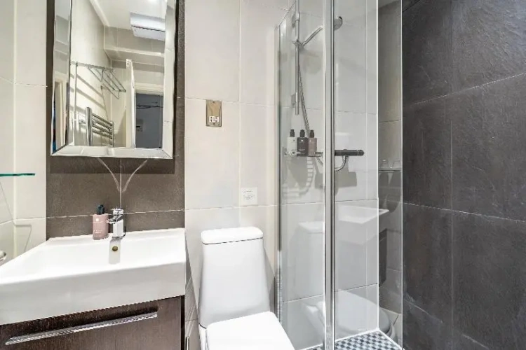 1 Bedroom Suite