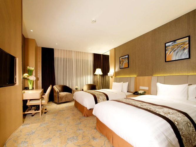 Crowne Plaza Shanghai Noah Square by IHG