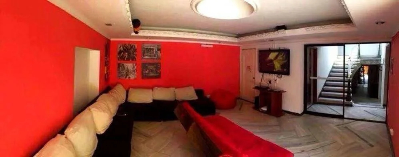 Pitstop Guest House