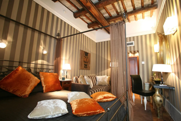 The Inn at the Spanish Steps Exclusive Collection - Roberto Di Rienzo