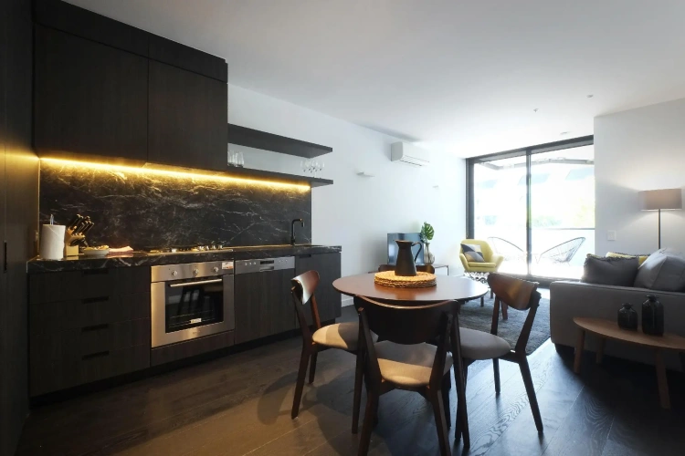 2 Bedrooms Executive Quadruple Apartment