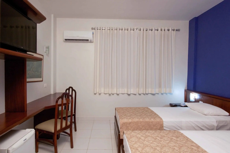 Bristol Exceler Plaza Hotel
