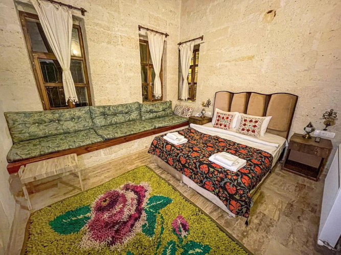 Heritage Cave Suites