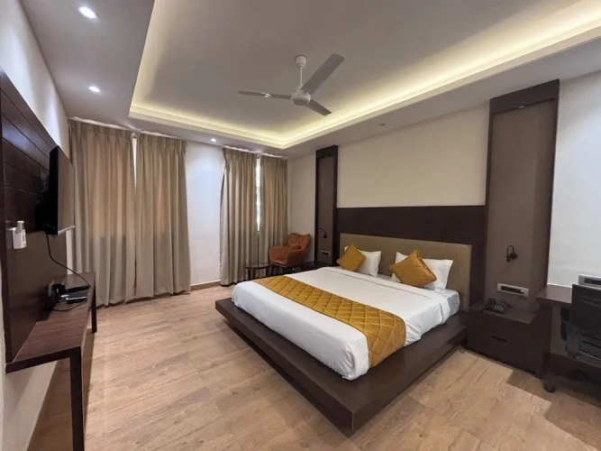 Standard Double Suite