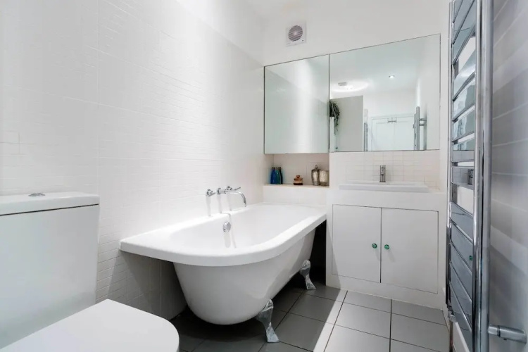 Stanlake Villas Garden Flat