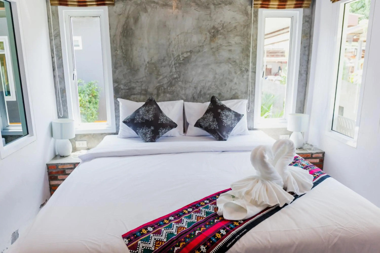 Popular Lanta Resort