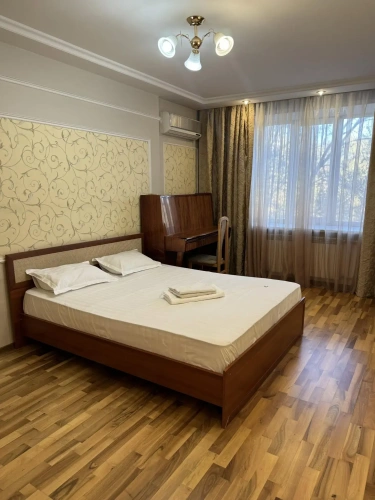 4 Bedrooms Apartment