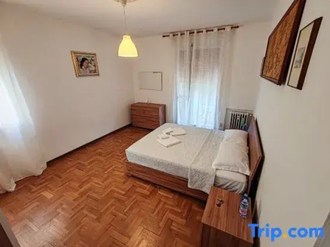 Tarak Palace Inn