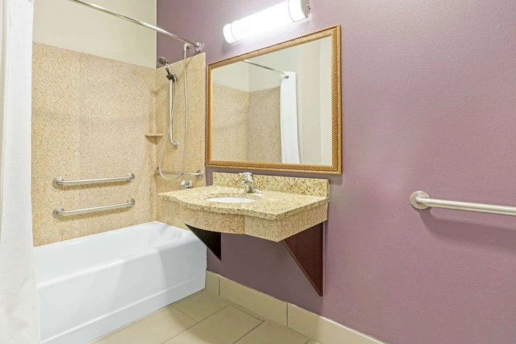 Deluxe Double Suite