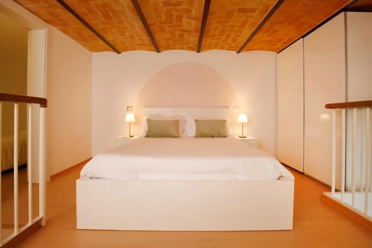 2 Bedrooms Duplex Apartment with garden view