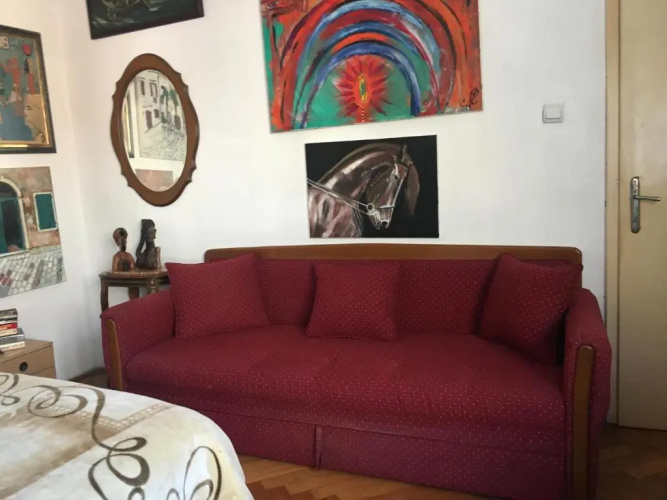 Art House 01