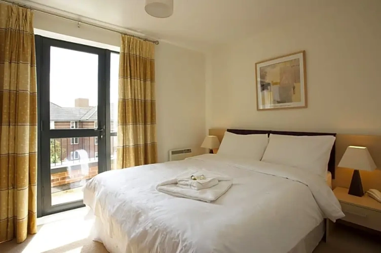 2 Bedrooms Triple Apartment