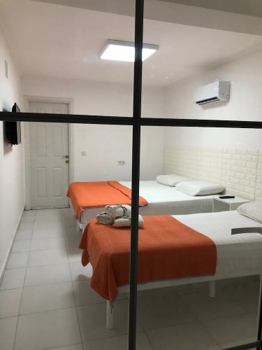 White Suite Rooms