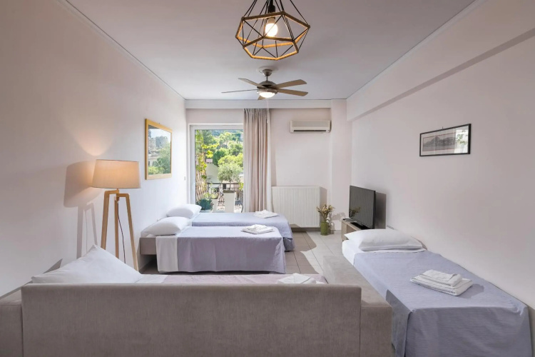City apartment with private parking