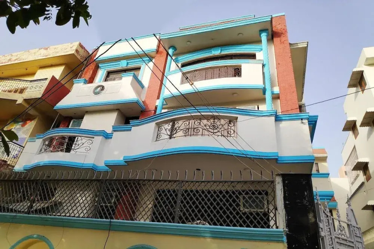 Silver Homes by OYO Rooms