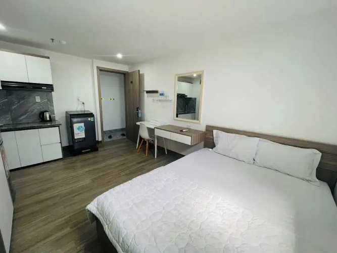 Royal Hotel & Apartment