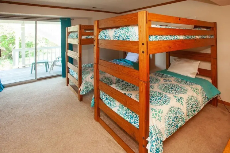 Free Winds - 4 Br Condo