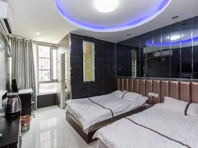 Yiyi Hotel