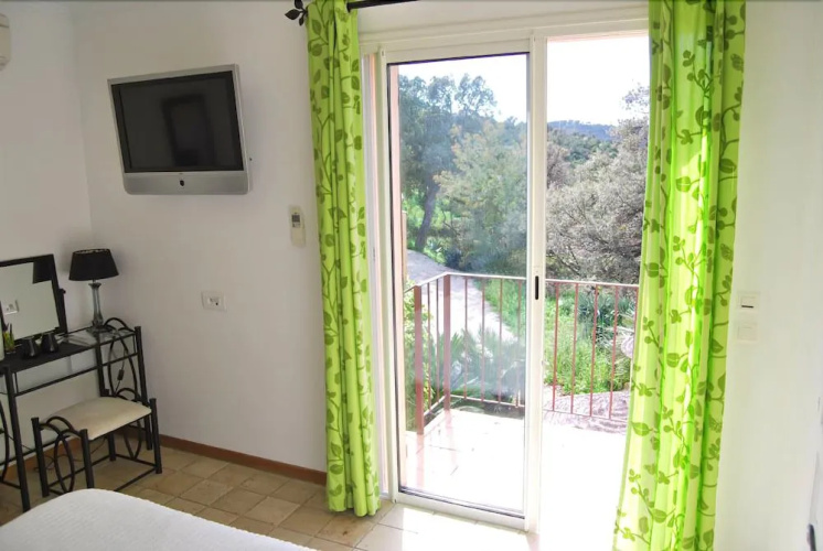 Villa Nais