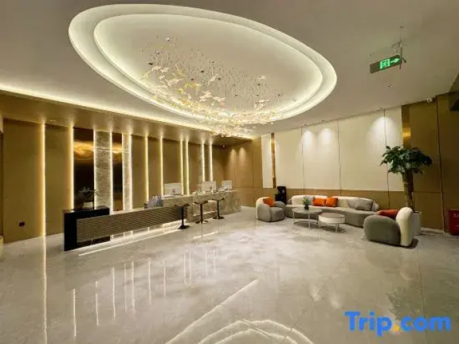 Huachen Zhixuan Hotel