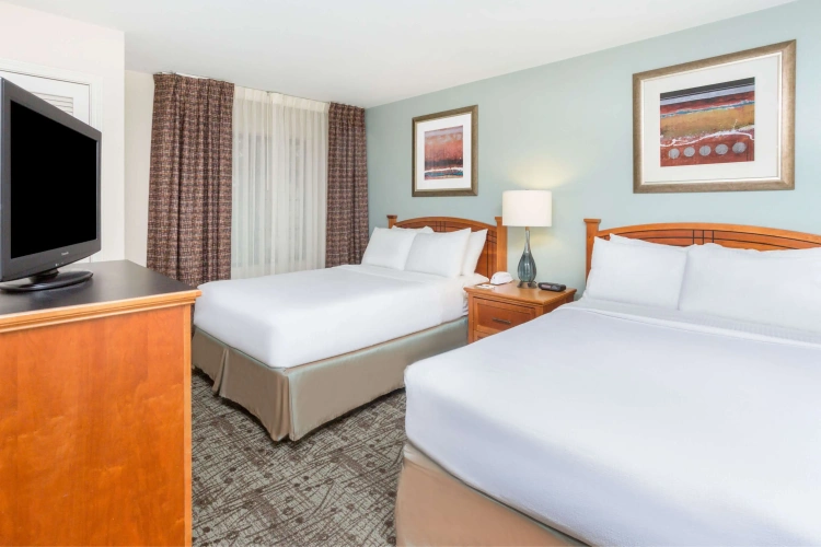 1 Bedroom Quadruple Suite