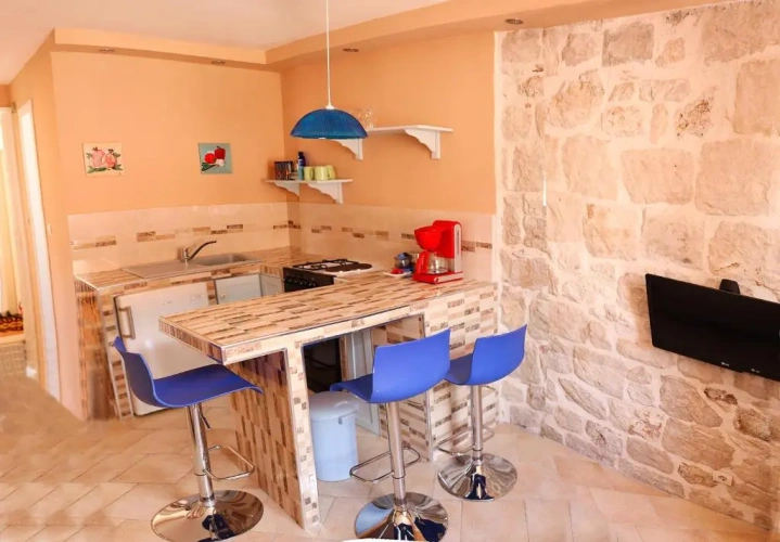 2 Bedrooms Apartment with balcony