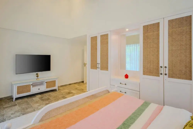 Casa Shikha - 5BR Villa w Private Pool North Goa