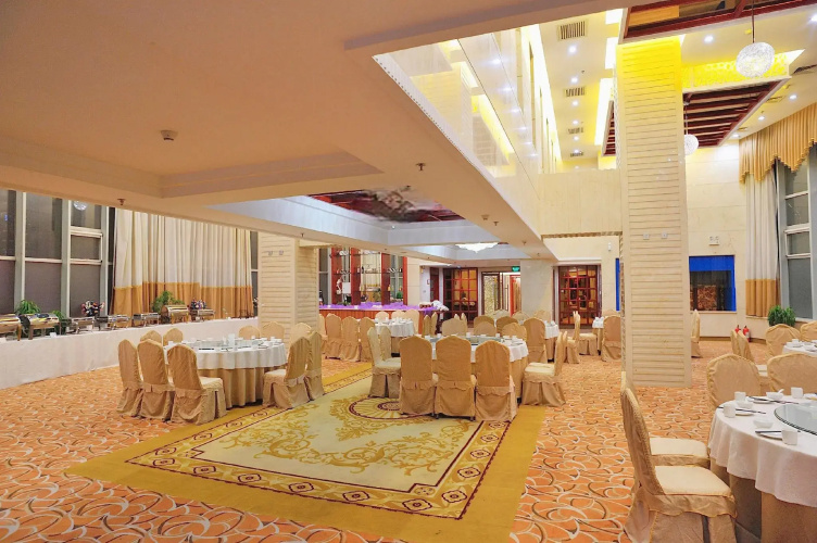 Hohhot Uiles Hotel