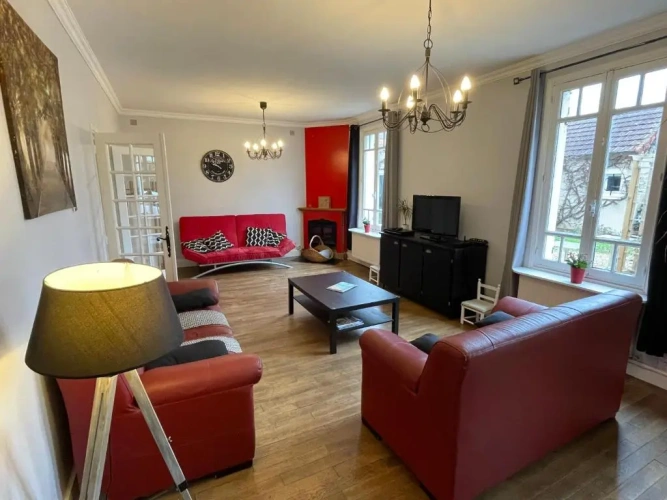3 Bedrooms Cottage