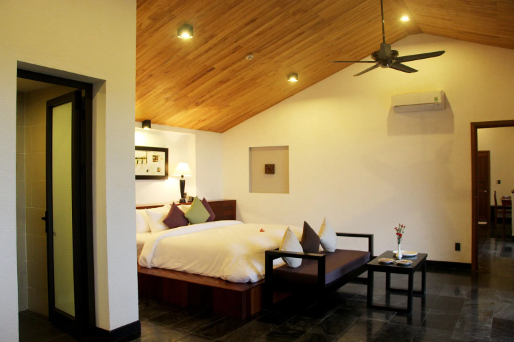 Vedana Lagoon Resort & Spa