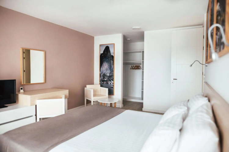 City Beach Apartment