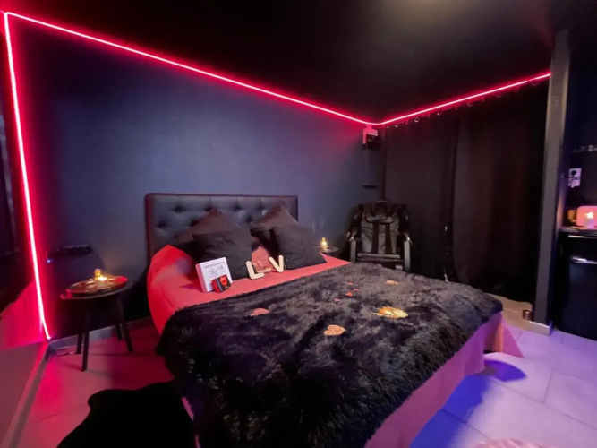 Lover's room 48