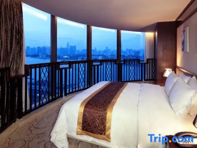 2 Bedrooms Family Suite