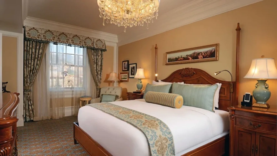 Classic room