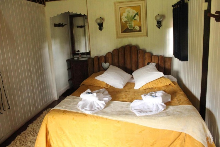 2 Bedrooms Chalet