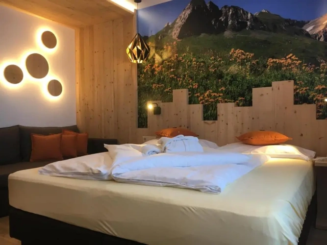 Deluxe Double room with balcony