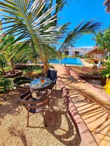 Deluxe Triple room with balcony and with pool view