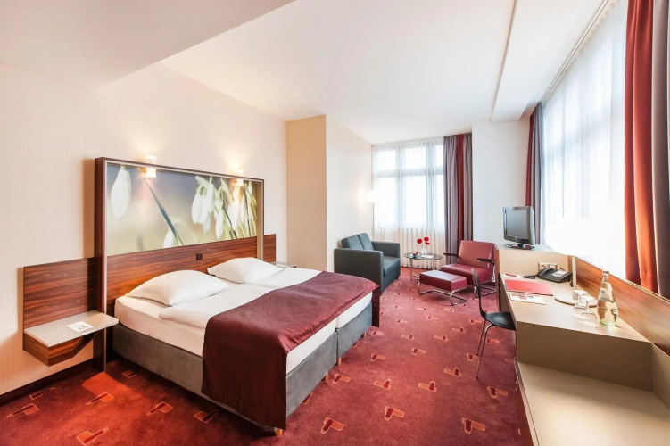 Premier Inn Koeln City Mediapark