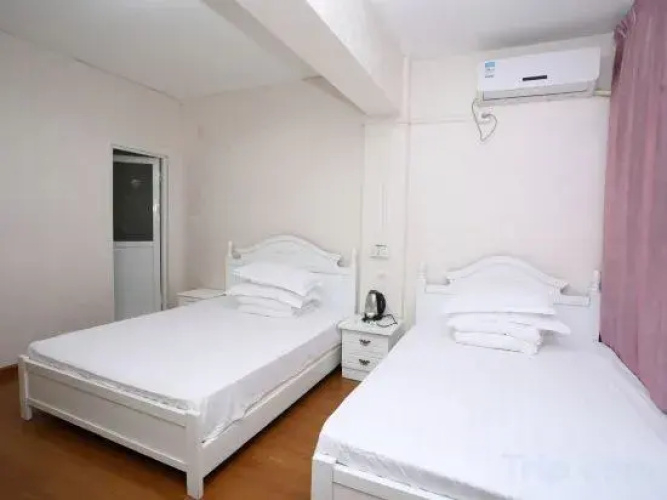 Ningbo Denghua Hotel