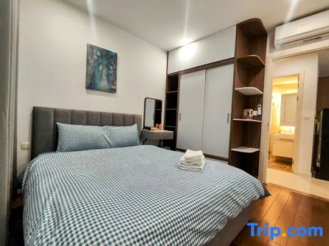 1 Bedroom Apartment with balcony